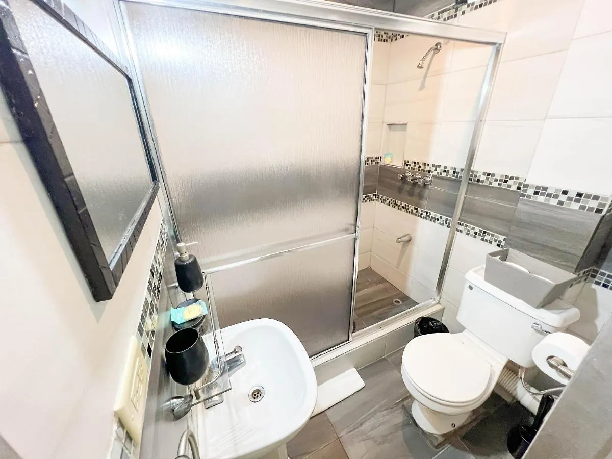Stacys Place #4 Studio Apartment Port of Spain