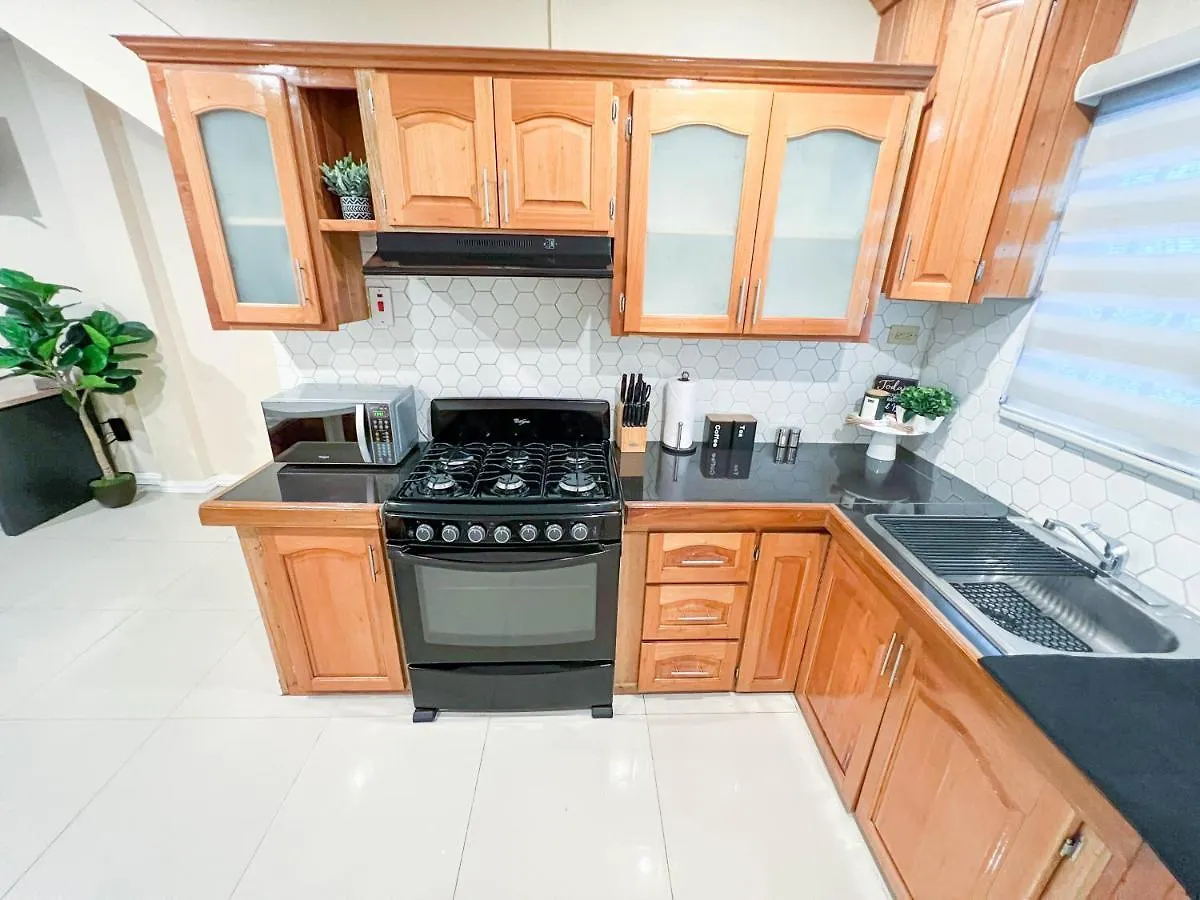 Stacys Place #4 Studio Apartment Port of Spain